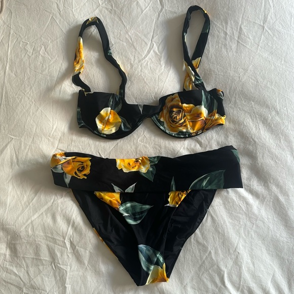 Onia Weworewhat Sorrento top and Sardinia bottom in Black Roses - Picture 5 of 9